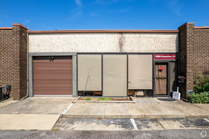 More Photos Of 137 Citation Ct, Birmingham Unknown For Lease