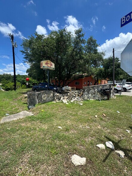 More Photos Of 916 E Borgfeld Dr, San Antonio Land For Sale