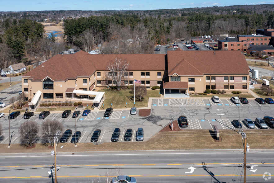 Primary Photo Of 44 Birch St, Derry Medical For Lease