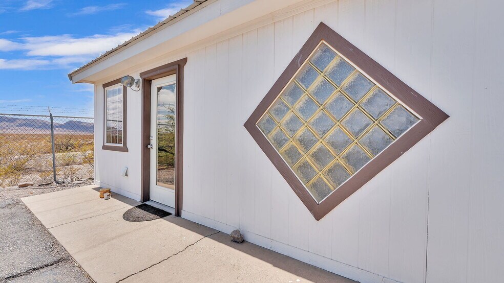 More Photos Of 779 NM-181, Elephant Butte Office Residential For Sale