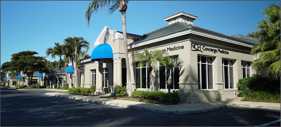 More Photos Of 870 111th Ave N, Naples Medical For Lease