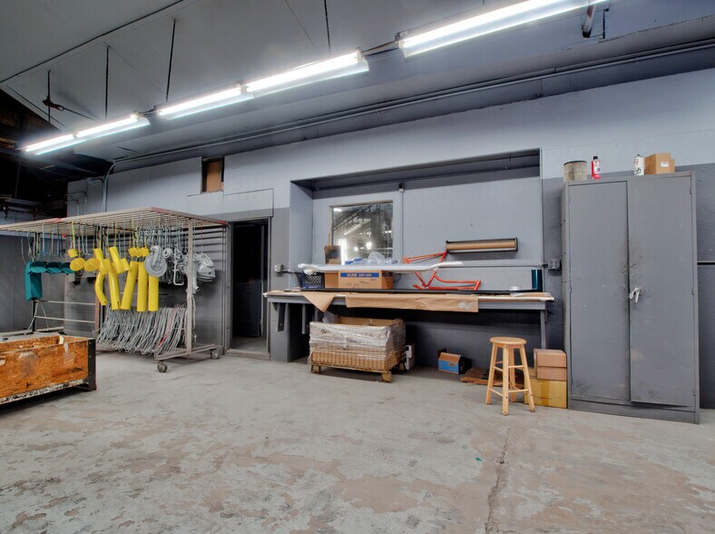 More Photos Of 56 Clarendon Ave, Kingston Warehouse For Sale