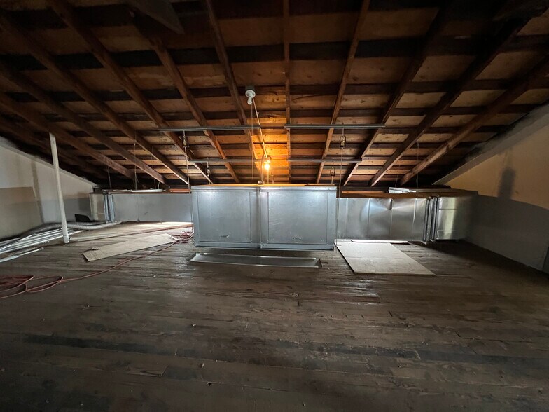 More Photos Of 25 Church St, Keyport Restaurant For Sale