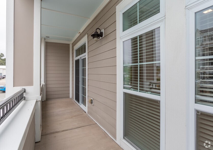 More Photos Of 7205-7215 Wrightsville Ave, Wilmington Apartments For Lease
