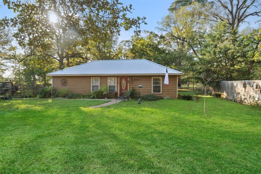 More Photos Of 15429 Rabon Chapel Rd, Montgomery Land For Sale