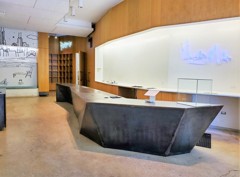 More Photos Of 2136-2142 W Division St, Chicago Storefront Retail Residential For Sale