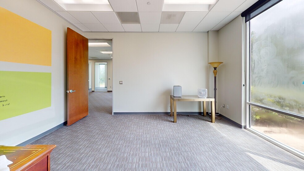 More Photos Of 5920 William Cannon Dr, Austin Medical For Lease