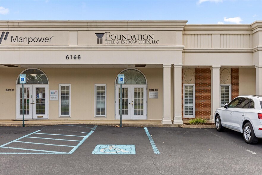 More Photos Of 6166 Shallowford Rd, Chattanooga Medical For Sale