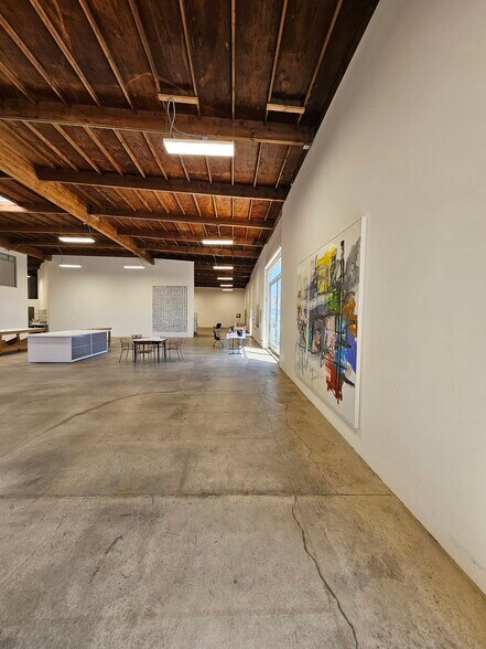 More Photos Of 13700 Crenshaw Blvd, Gardena Warehouse For Sale