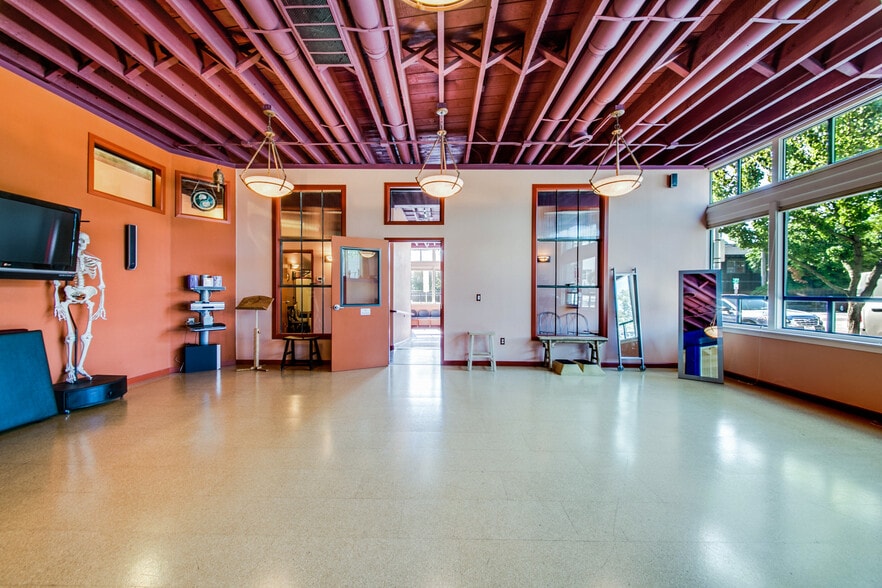 More Photos Of 201 N I St, Tacoma Office For Sale