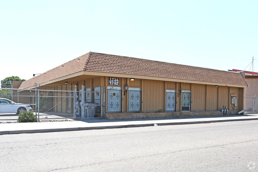 More Photos Of 1734-1742 E Griffith Way, Fresno Office For Sale