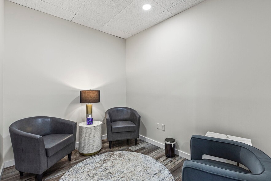 More Photos Of 14203 Park Center Dr, Laurel Office For Sale