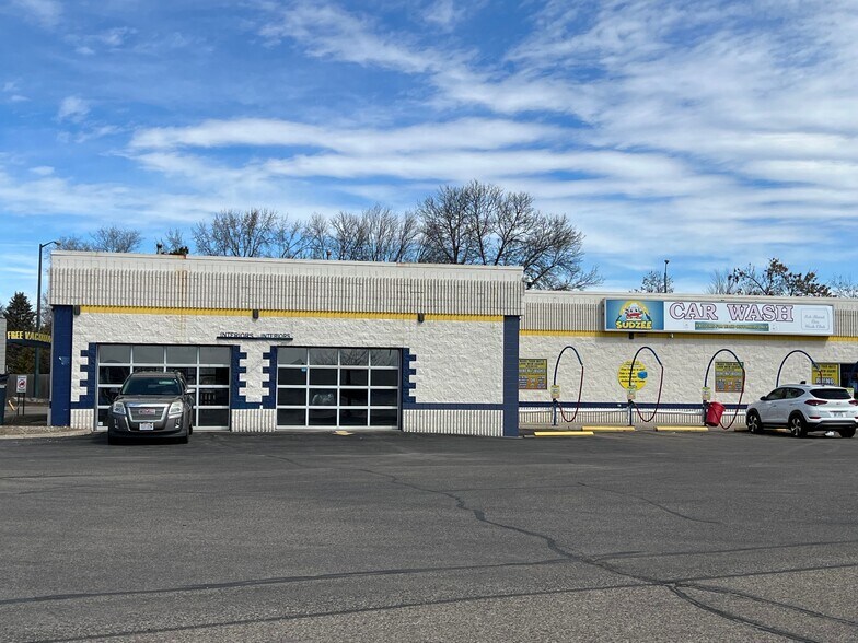 More Photos Of 1381 8th St S, Wisconsin Rapids Carwash For Lease