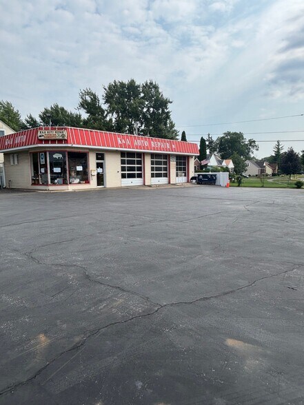 More Photos Of 1784 Eggert Rd, Buffalo Specialty For Sale