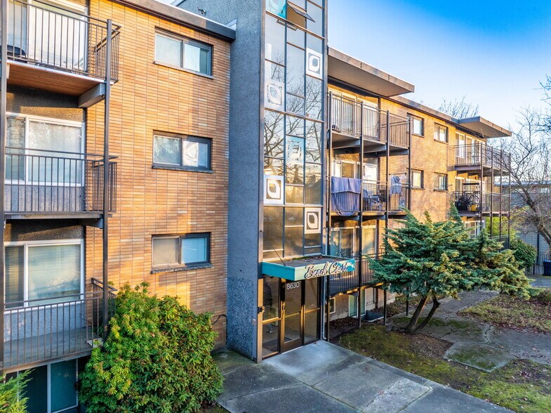 Primary Photo Of , Seattle Multifamily For Sale