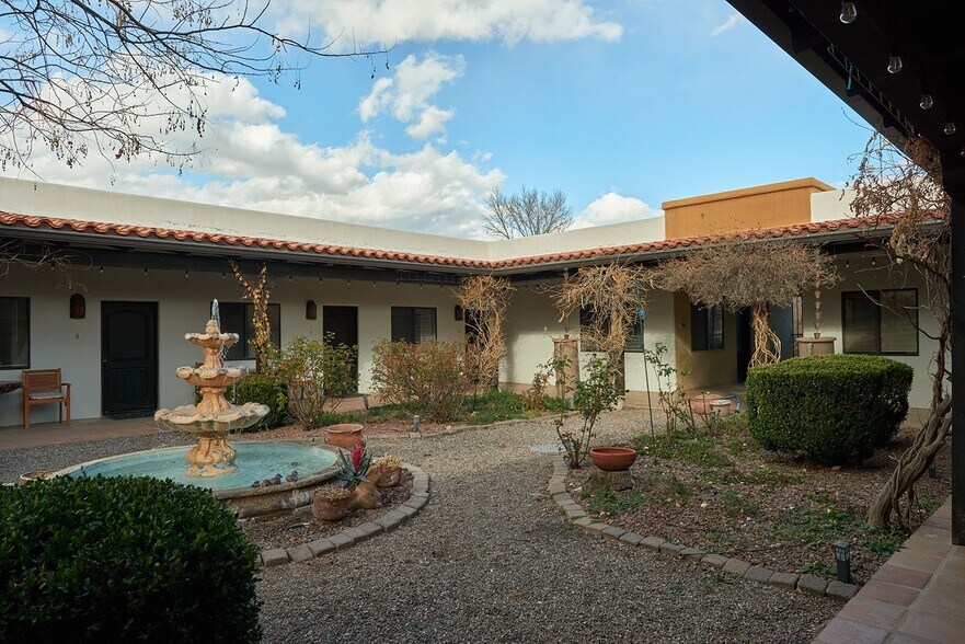 More Photos Of 8933 S Yell Ln, Hereford Hospitality For Sale