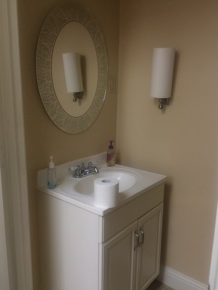 More Photos Of 2727 Bolton Boone Dr, DeSoto Medical For Sale