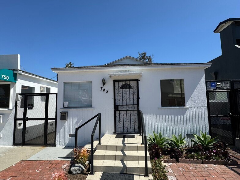 More Photos Of 748 Washington Blvd, Marina del Rey Office Residential For Lease