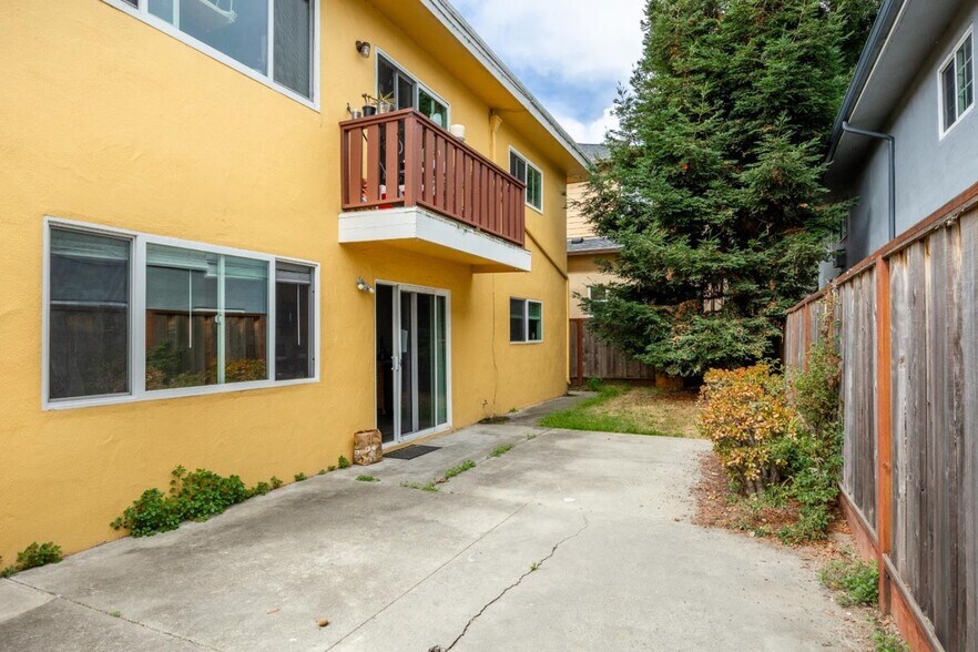 More Photos Of 238 San Lorenzo Blvd, Santa Cruz Apartments For Sale