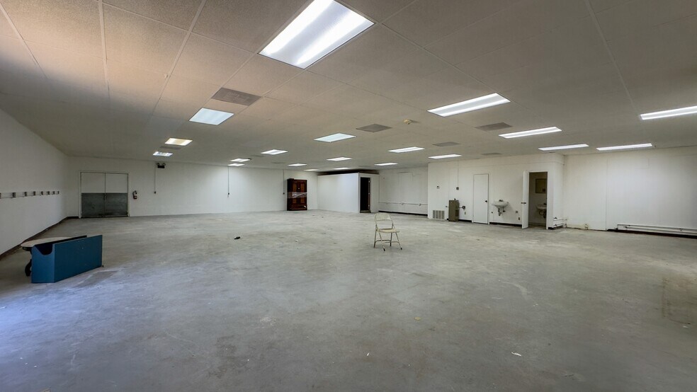 More Photos Of 4918 Profit Dr, Tyler Industrial For Lease