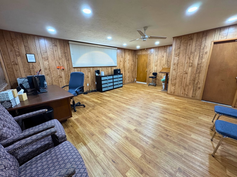 More Photos Of 1922 Dallas St, Pasadena Religious Facility For Sale