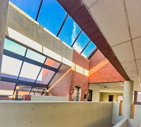 More Photos Of 1255 E Brickyard Rd, Salt Lake City Bank For Lease