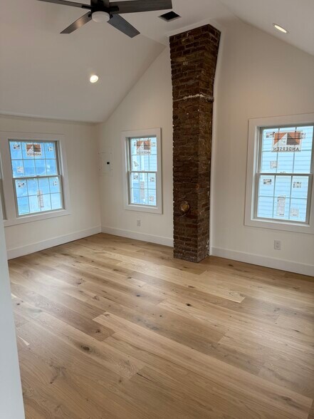 More Photos Of 775 River Rd, Fair Haven Loft Creative Space For Lease