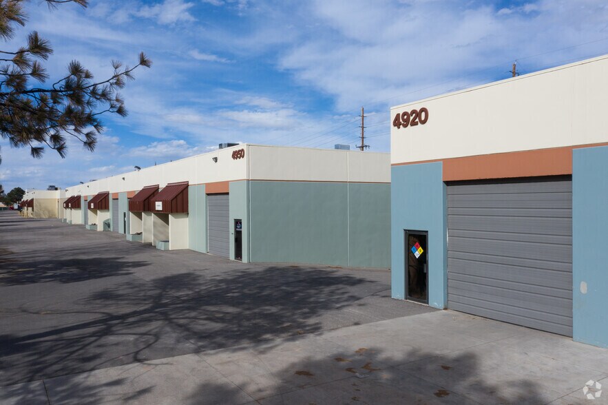 More Photos Of 4920-5060 Nome St, Denver Warehouse For Lease
