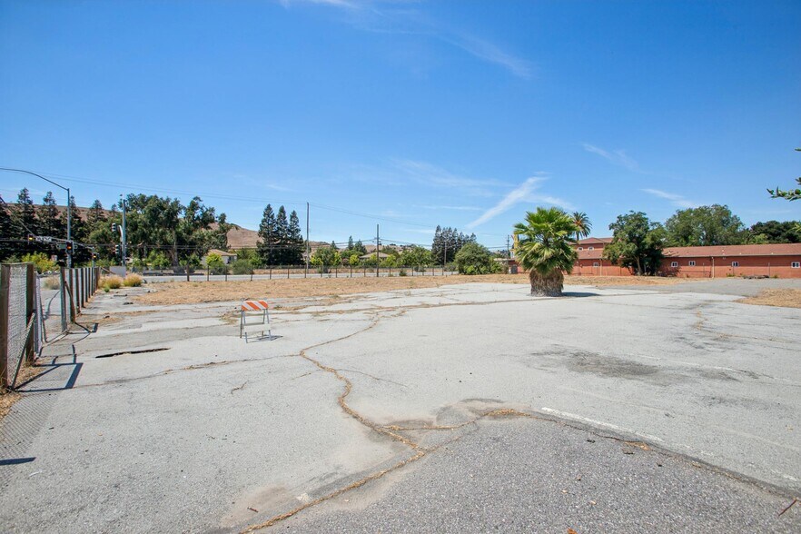 More Photos Of 25 Peebles Ave, Morgan Hill Land For Sale