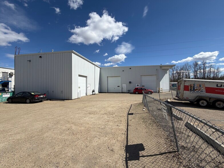 More Photos Of 4768 Riverside Dr, Red Deer Warehouse For Sale