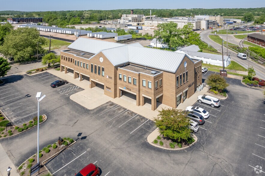 More Photos Of 300 N Main St, Middletown Office Residential For Lease