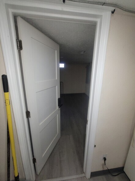 More Photos Of 1458 W 32nd St, Indianapolis Apartments For Sale