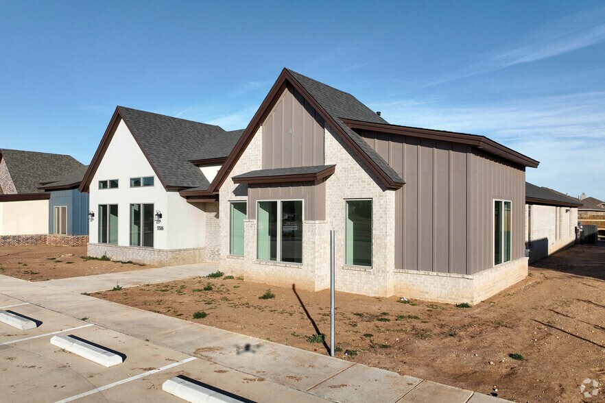 More Photos Of 5506 114th St, Lubbock Office For Sale