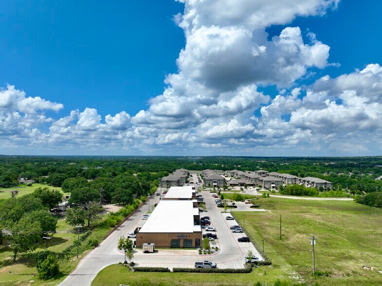 More Photos Of 1800 Lone Oak Rd, Weatherford Storefront Retail Office For Sale