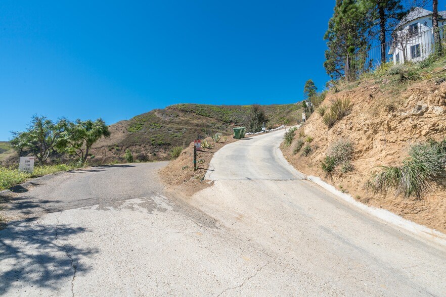 More Photos Of 31537 Anacapa View Dr, Malibu Land For Sale
