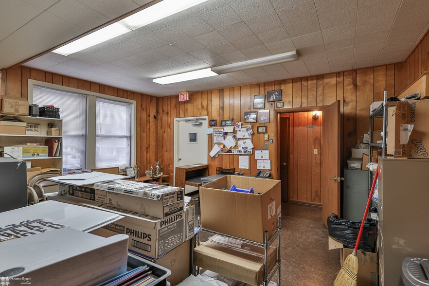 More Photos Of 419-437 W Emaus ave, Allentown General Retail For Sale