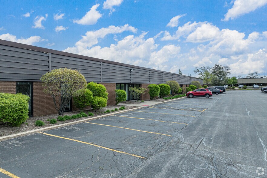 Primary Photo Of 421-449 Eisenhower Ln S, Lombard Research And Development For Sale