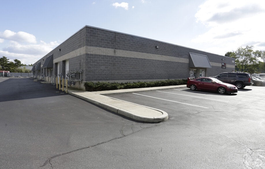 More Photos Of 1139 Station Rd, Medford Distribution For Lease