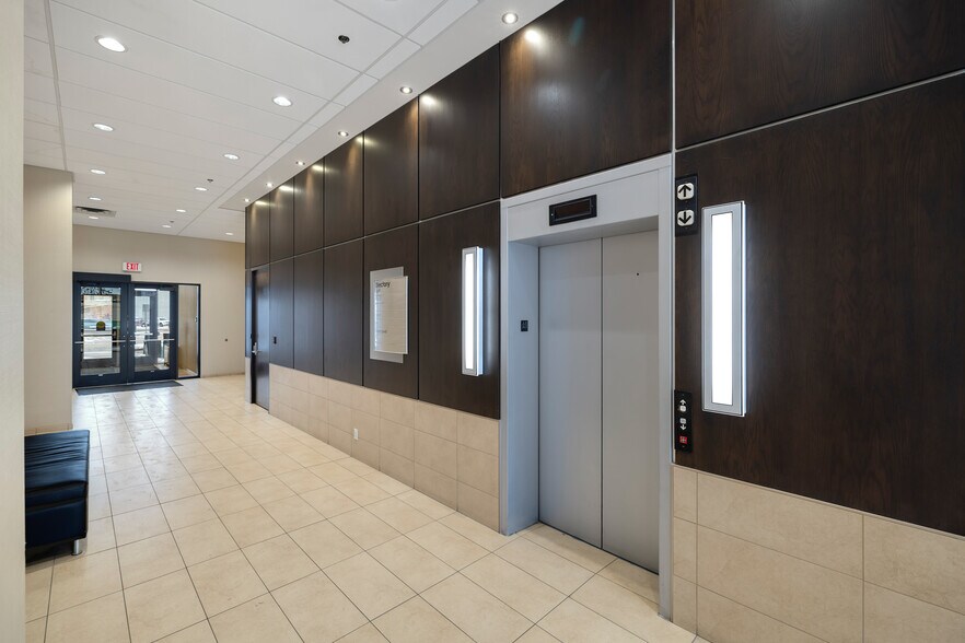 More Photos Of 51 Broadway N, Fargo Office For Lease