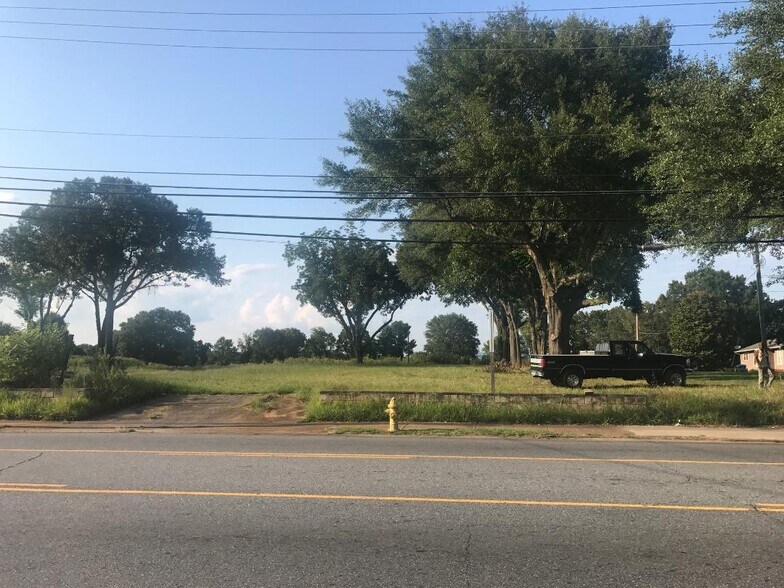 More Photos Of 0 Gettys St, Forest City Land For Sale