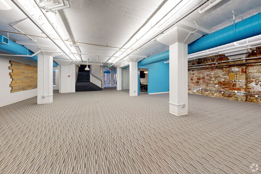 More Photos Of 1425 Market St, Denver Office For Sale