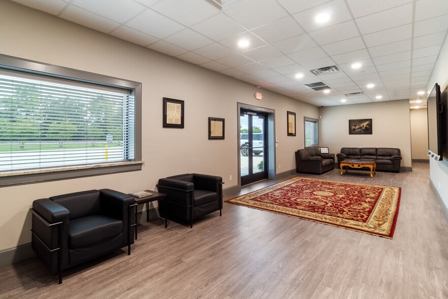 More Photos Of 4481 Roans Chapel Rd, College Station Industrial For Lease