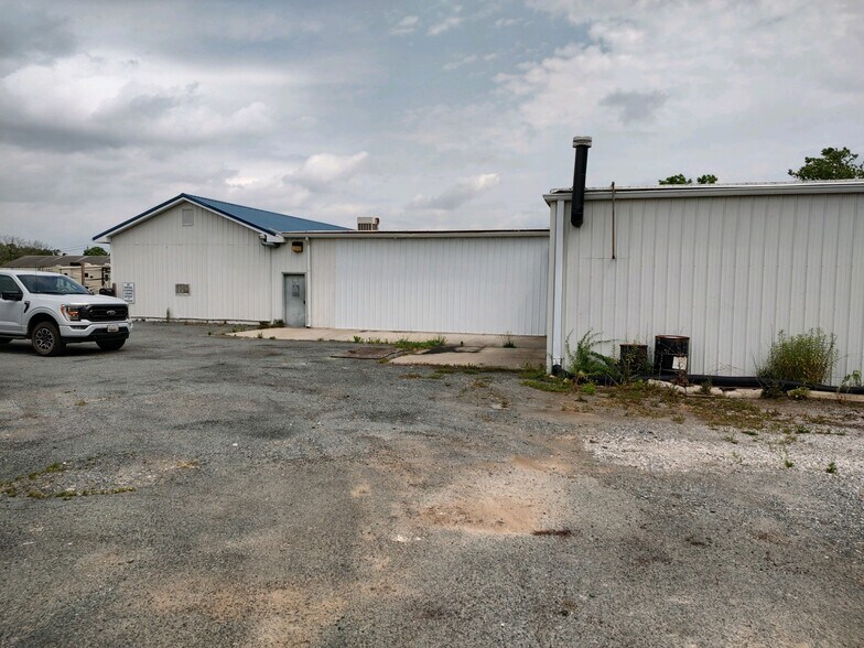 More Photos Of 7837 Ocean Gateway Dr, Easton Storefront Retail Office For Sale