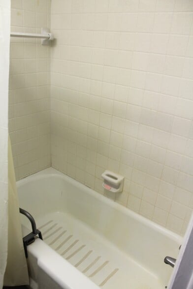 More Photos Of 329 Cooper St, Kenansville Assisted Living For Sale