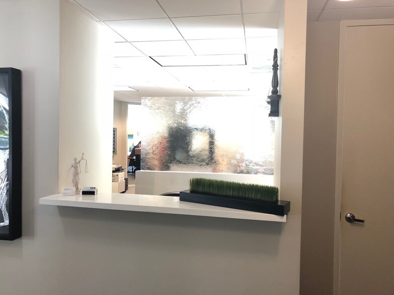 More Photos Of 7900 NW 154th St, Miami Lakes Office For Lease