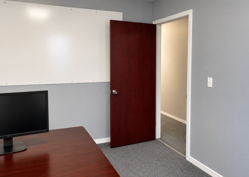 More Photos Of 4119 Shady Ln, Enid Light Distribution For Sale