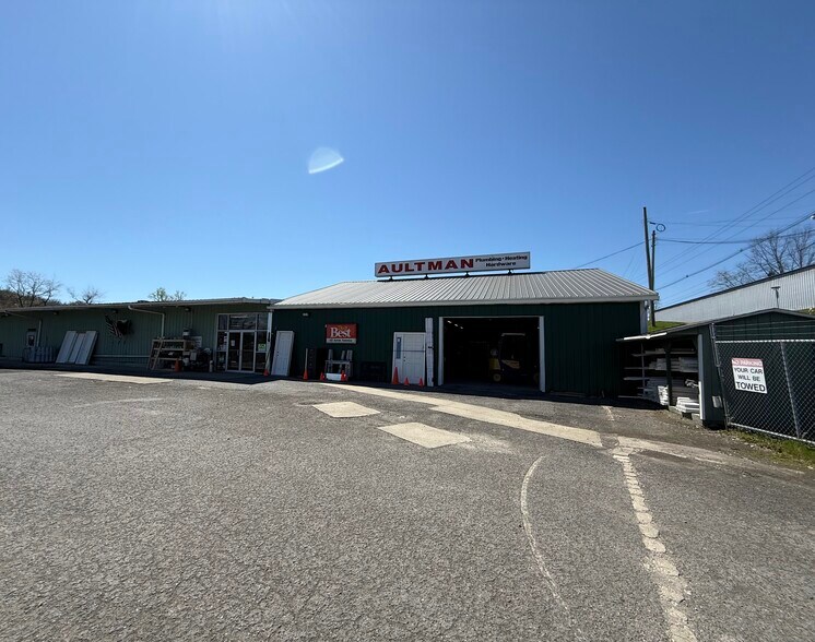 Primary Photo Of 534 Virginia Ave, Fairmont Freestanding For Sale