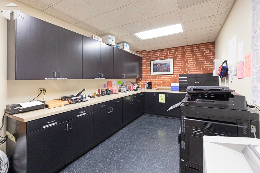 More Photos Of 1717 I St, Sacramento Office For Sale