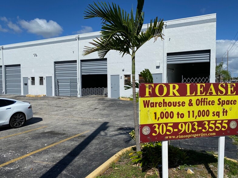 Primary Photo Of 500 N Dixie Hwy, Hollywood Warehouse For Lease