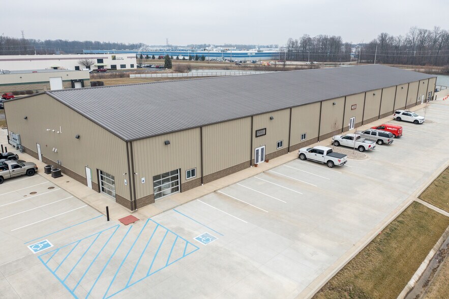 Primary Photo Of 2001 Royal Dr, Greenfield Distribution For Lease